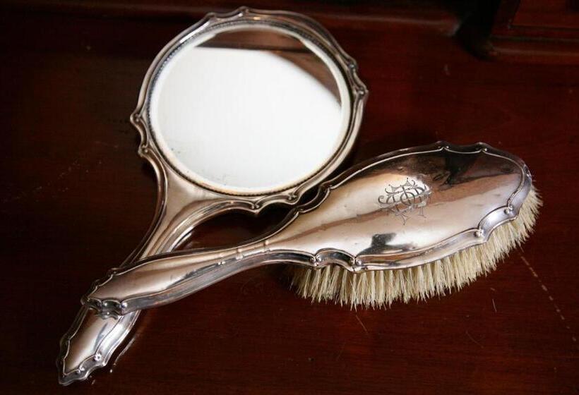 مبيت وإفطار Marsh Mere Lodge