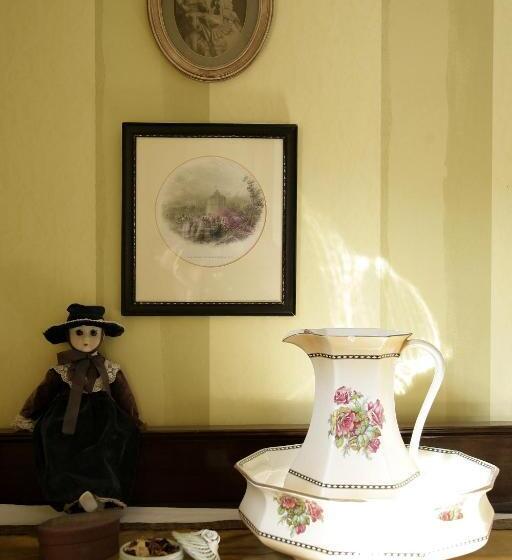 مبيت وإفطار Marsh Mere Lodge