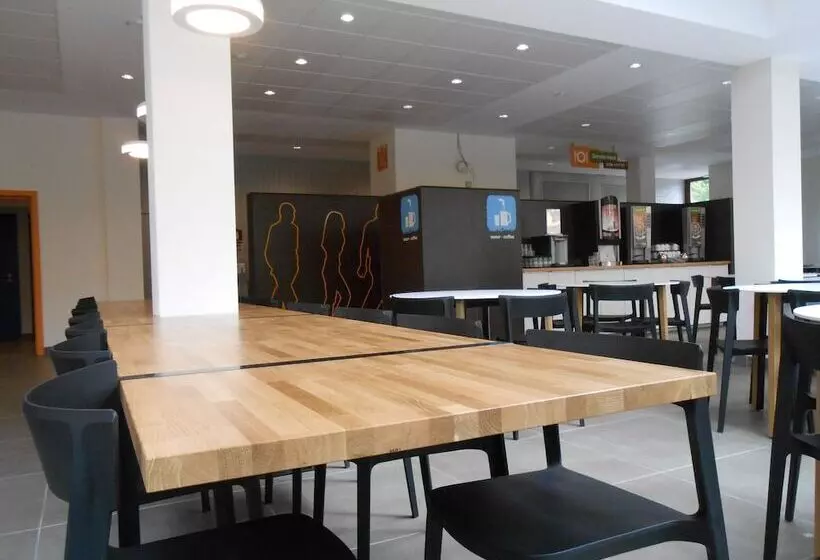 Generation Europe Youth Hostel