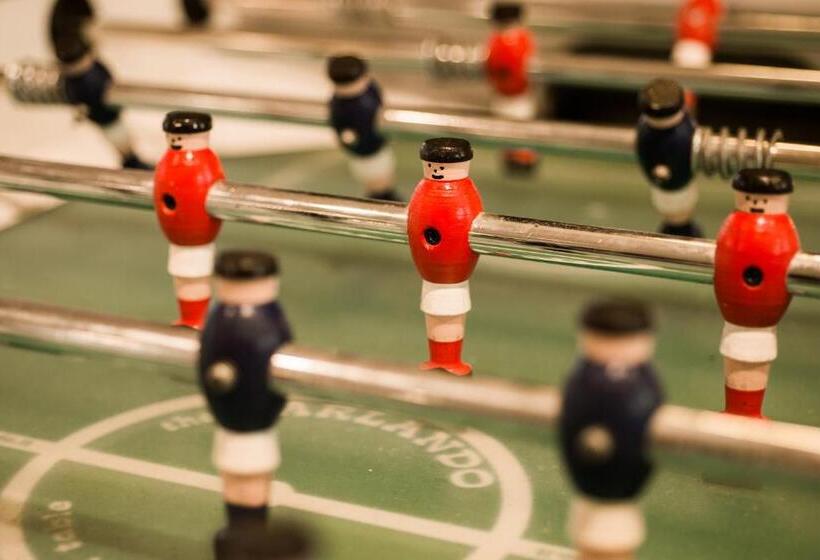 Generation Europe Youth Hostel