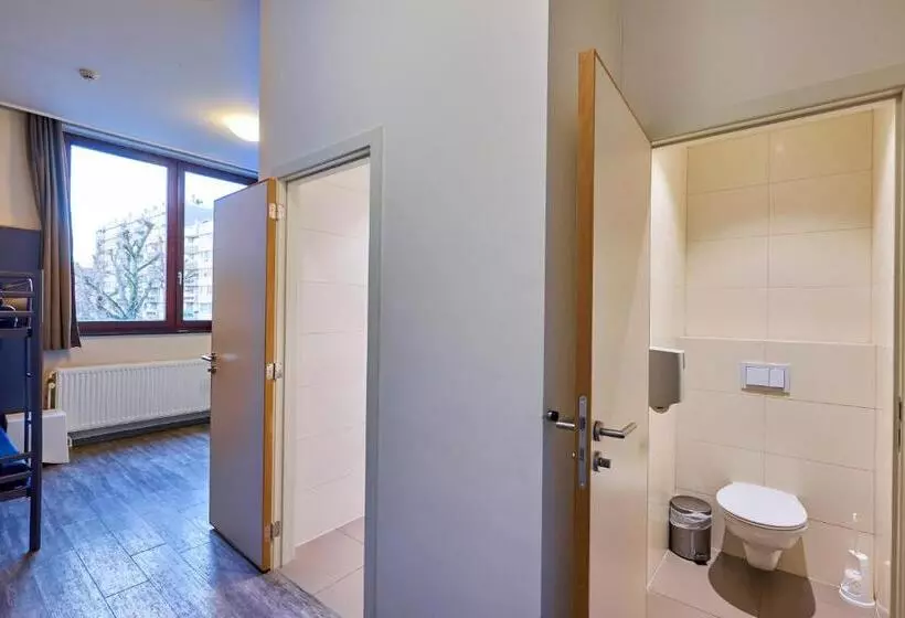 Generation Europe Youth Hostel