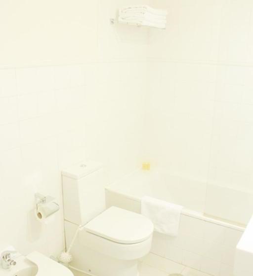 هتل Casa Urbana Rooms