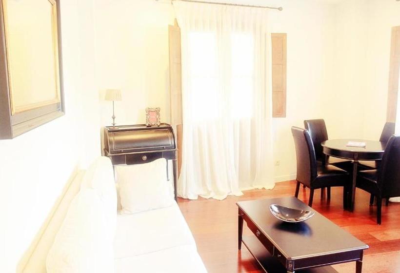 هتل Casa Urbana Rooms