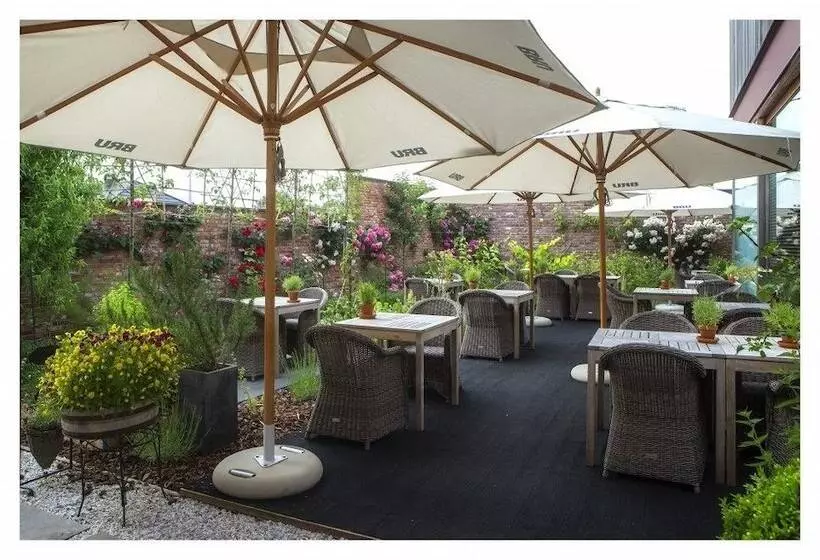 Hotel Restaurant Vous Lé Vous