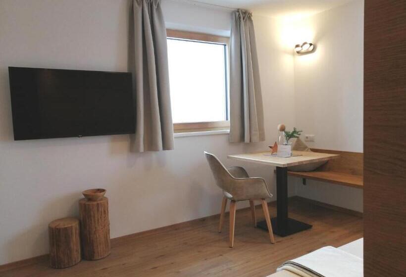 Huber   Das Tiroler B&b