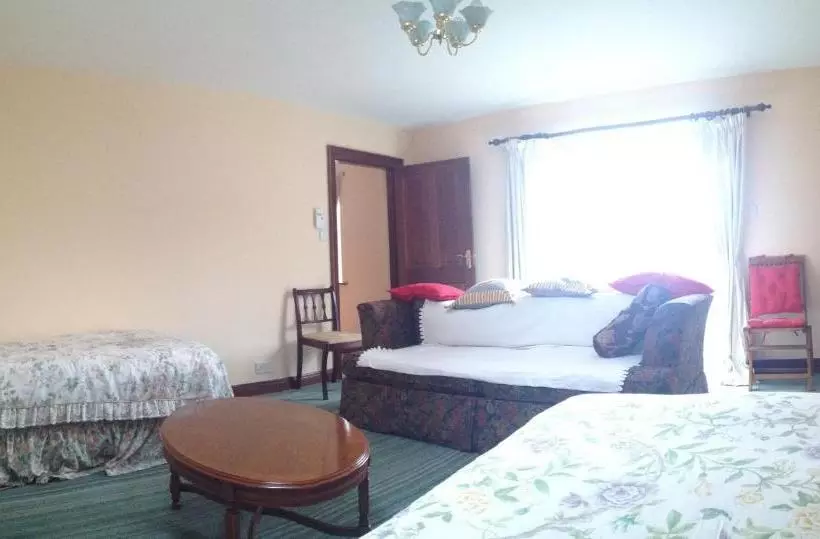 White Hill Country House B&b