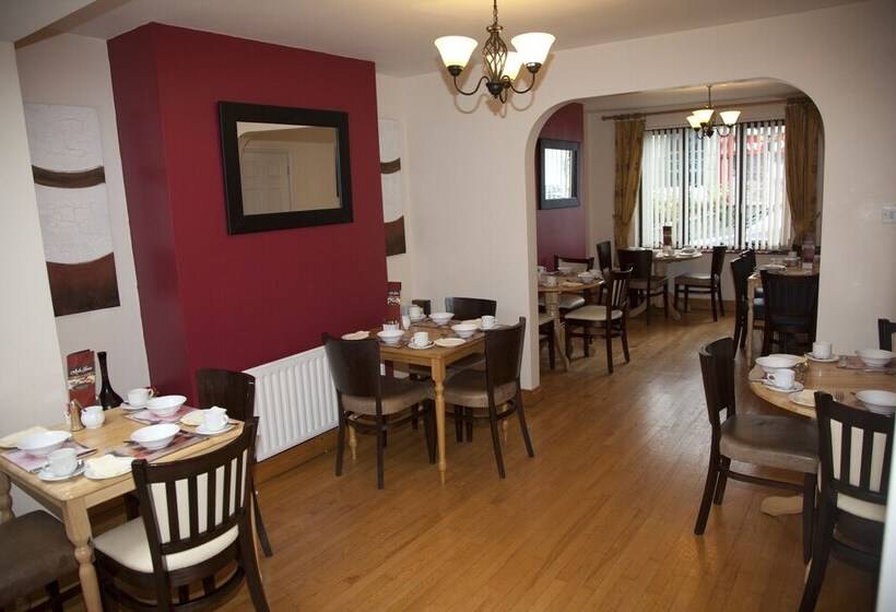 Arch House B&b & Apartments