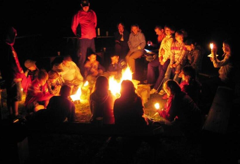 مبيت وإفطار Ferienhof Stanzl