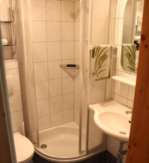 مبيت وإفطار Ferienhof Stanzl