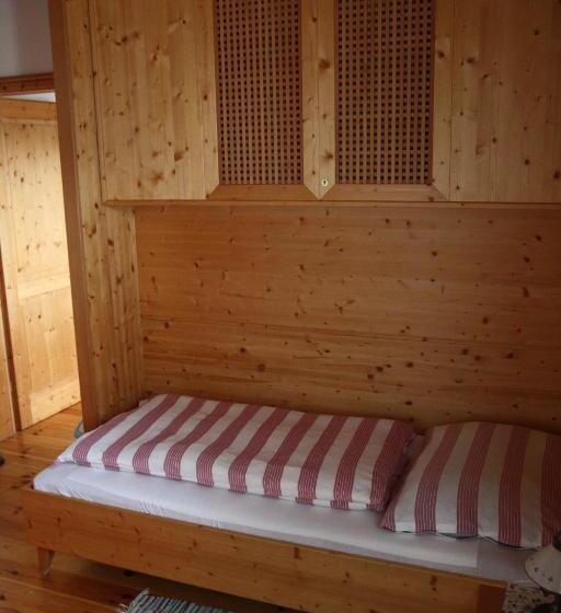 مبيت وإفطار Ferienhof Stanzl