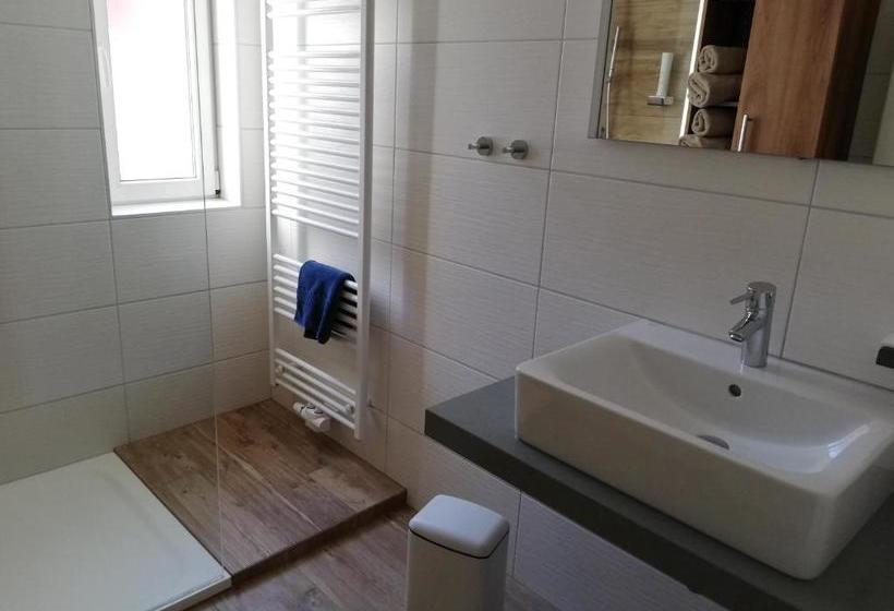 مبيت وإفطار Haus Höll Herta