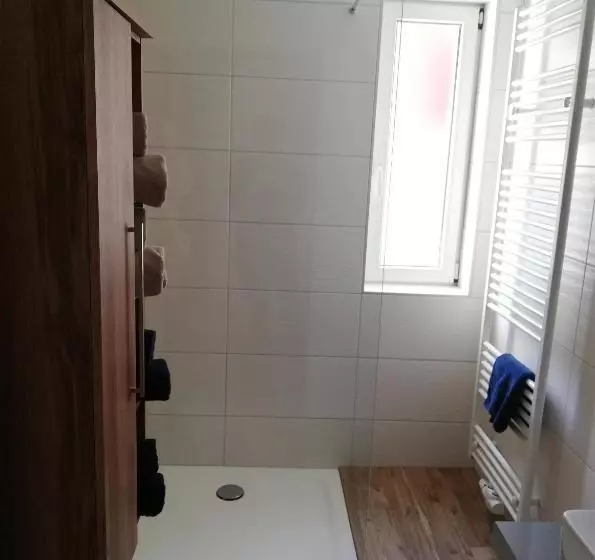 Aamiaismajoitus (B&B) Haus Höll Herta