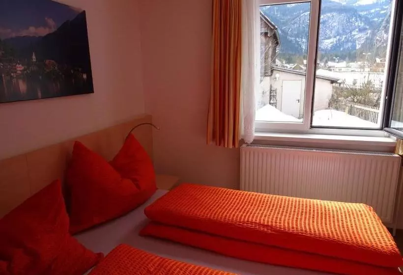 Aamiaismajoitus (B&B) Haus Höll Herta