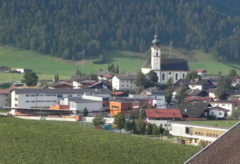 تختخواب و صبحانه Landhaus Elfi