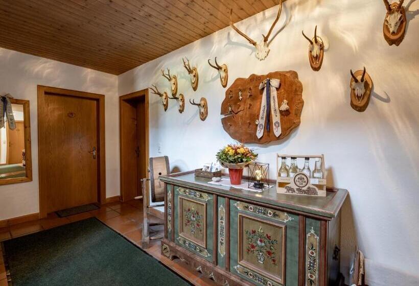 تختخواب و صبحانه Landhaus Elfi