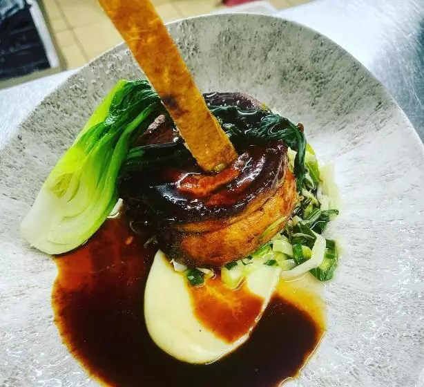 ベッドアンドブレックファースト The Baytree Restaurant & Guesthouse