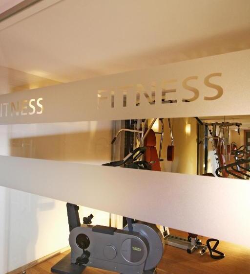 Enzian & Apartmenthotel Johannes