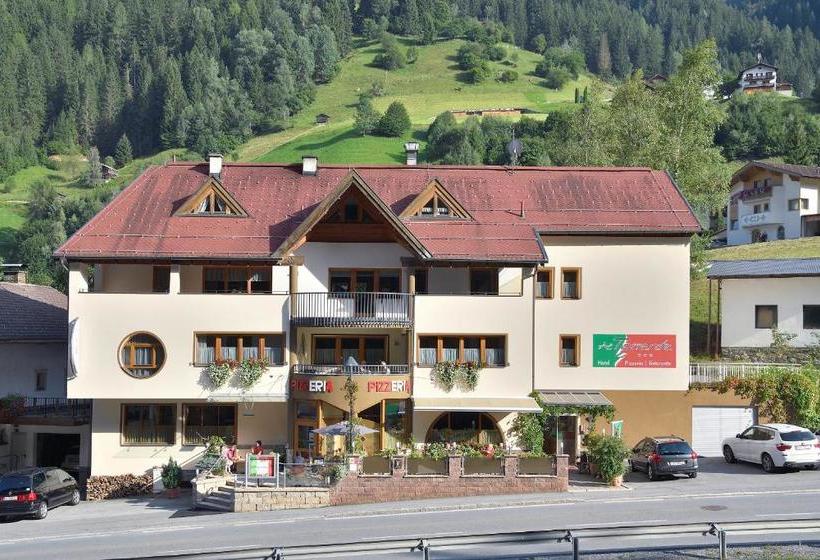 Отель Al Torrente