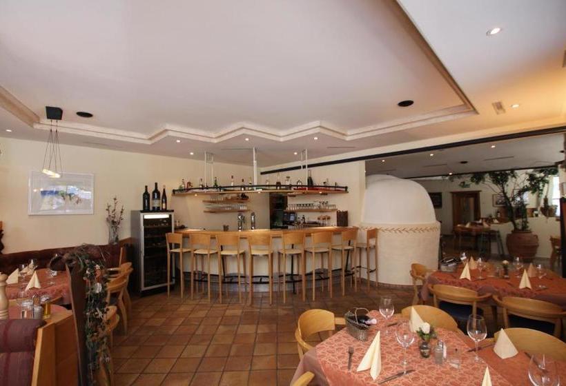 Отель Al Torrente