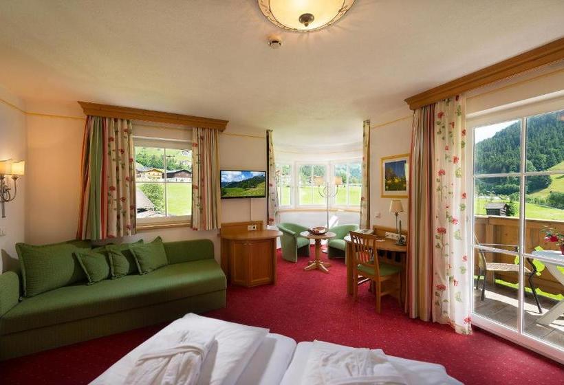 בית מלון כפרי Bergzeit