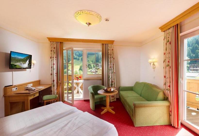 בית מלון כפרי Bergzeit