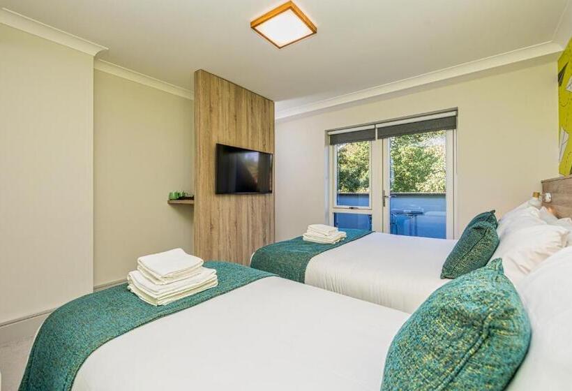 酒店 Forty Four Main Street