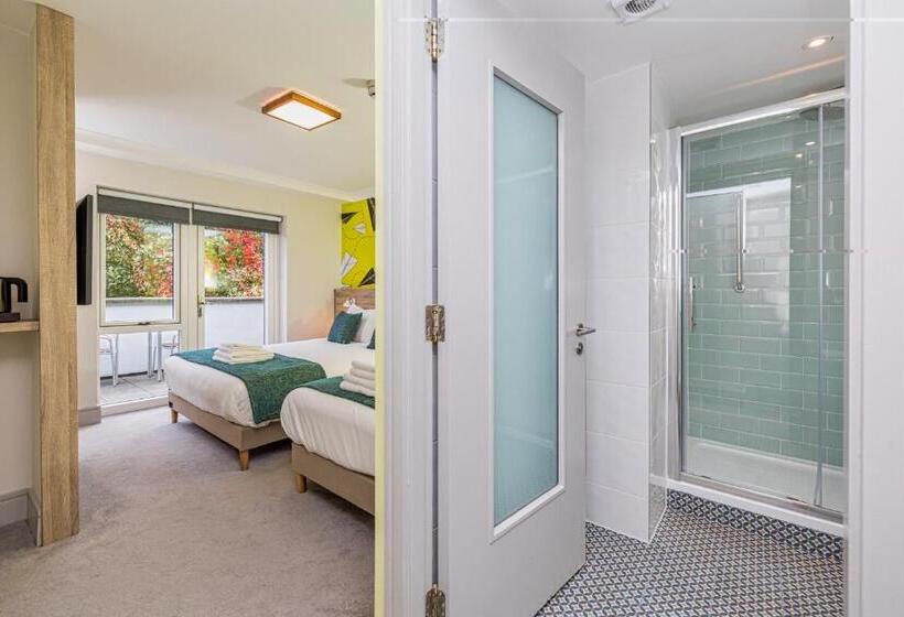 酒店 Forty Four Main Street