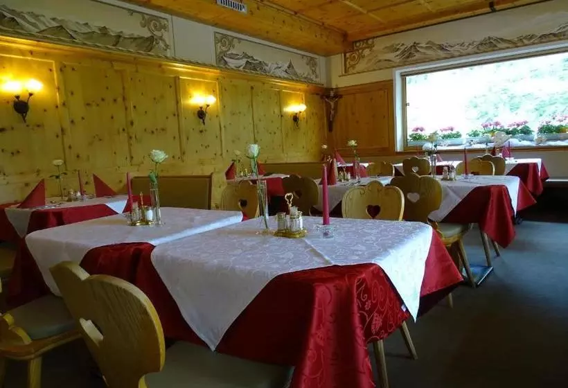 Hotelli Gasthof Geierwallihof