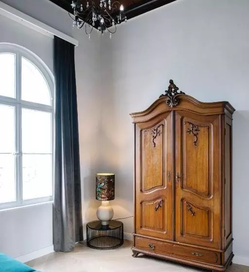 ホテル Georgi Schloss   Boutique
