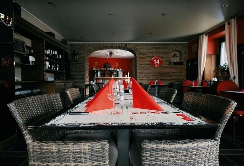 酒店 Hôtel Francorchamps Pitlane Lodge