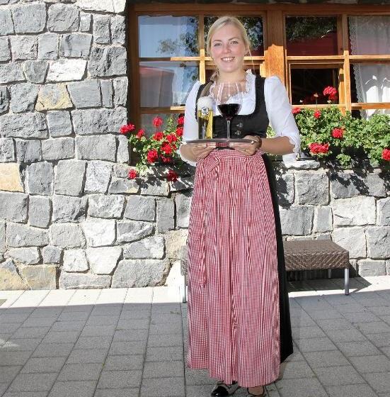 בית מלון כפרי Krone Langenegg