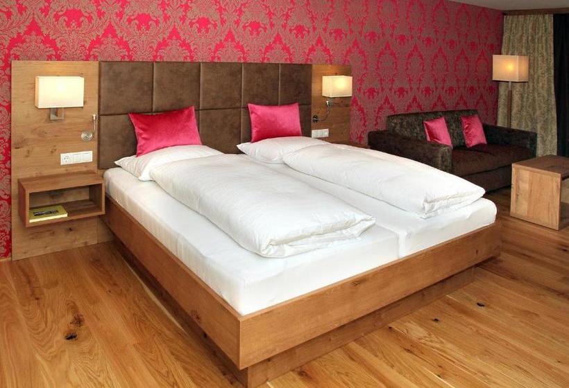 בית מלון כפרי Krone Langenegg