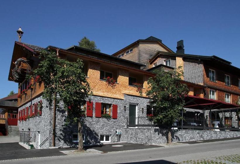 בית מלון כפרי Krone Langenegg