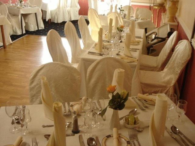 호텔 Monaghans Harbour