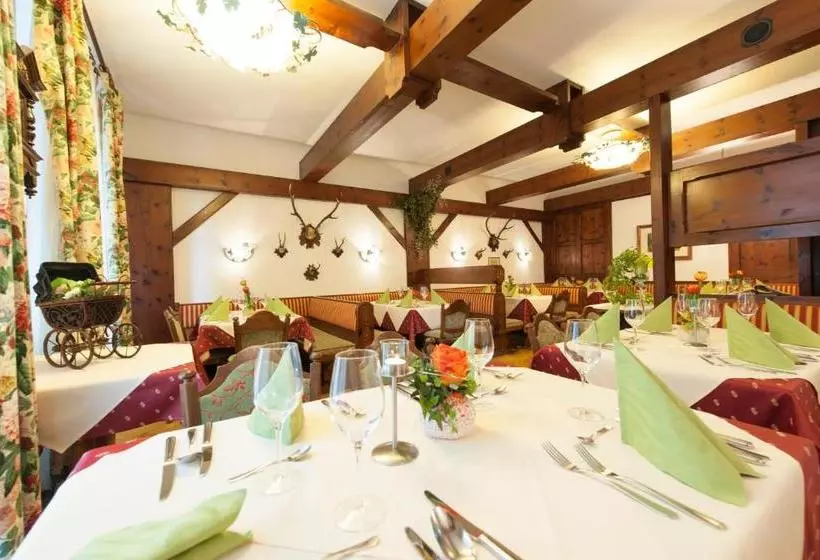 Hotel Neue Post