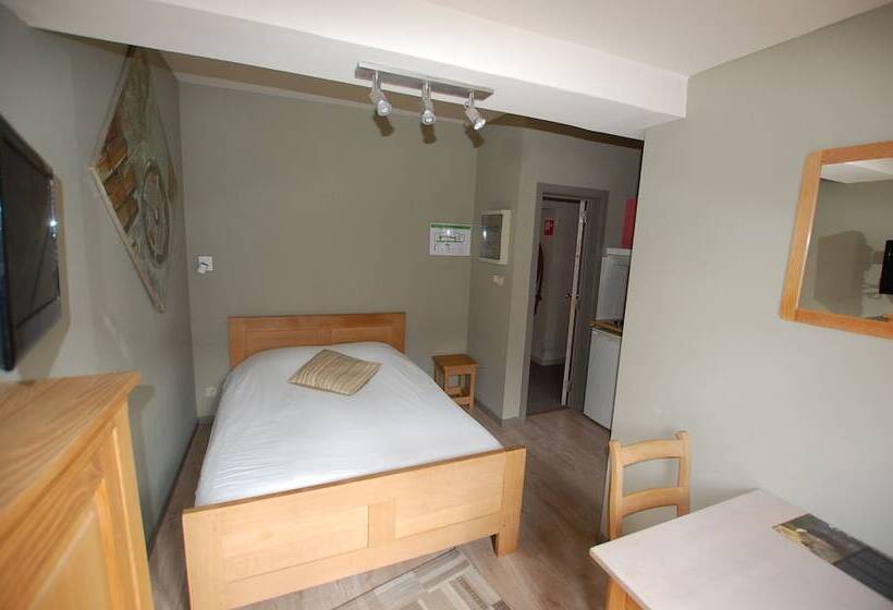 호텔 Piano 2   Mont St Guibert   Louvain La Neuve