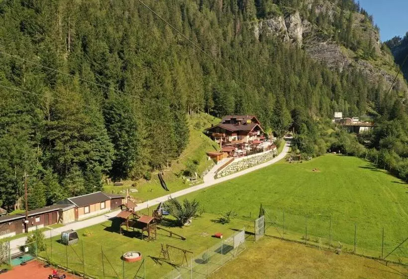 Hotelli Restaurant Burgblick