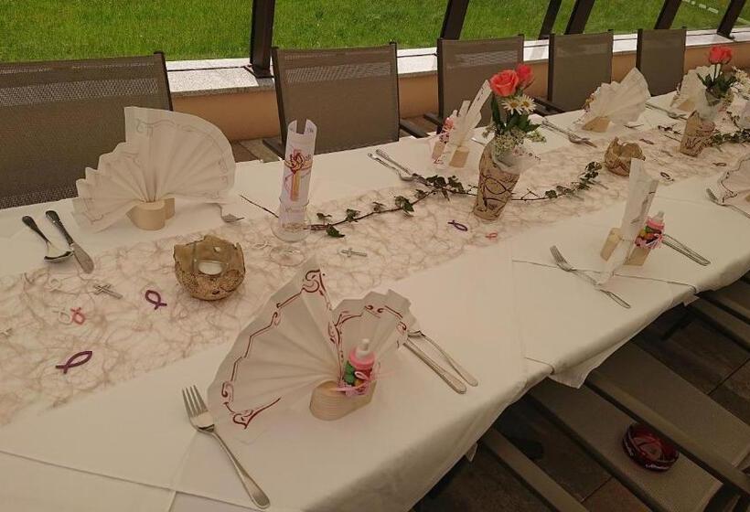 בית מלון כפרי Restaurant Burgblick