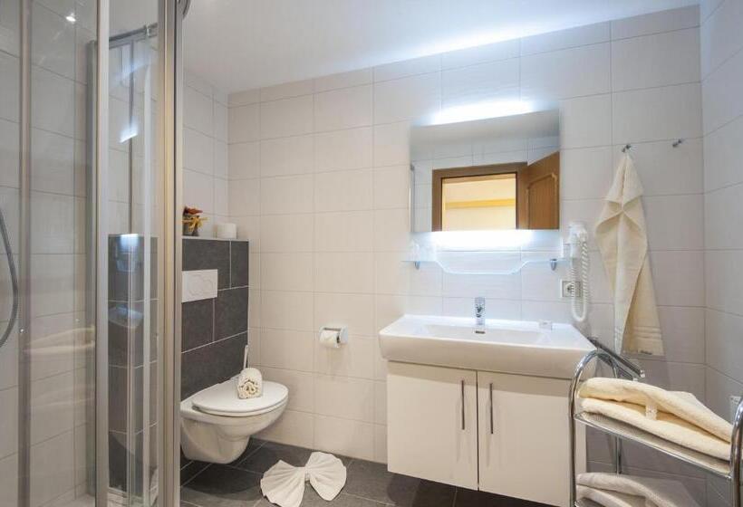 בית מלון כפרי Restaurant Burgblick