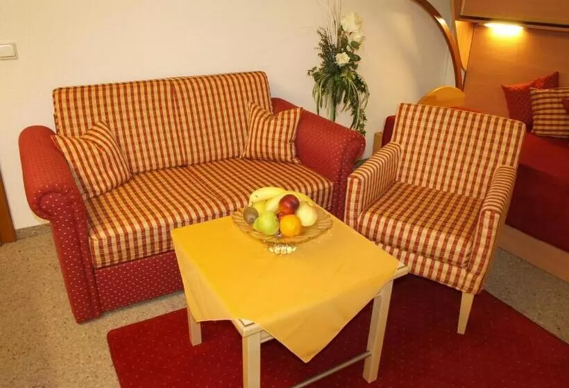 Hotelli Restaurant Burgblick