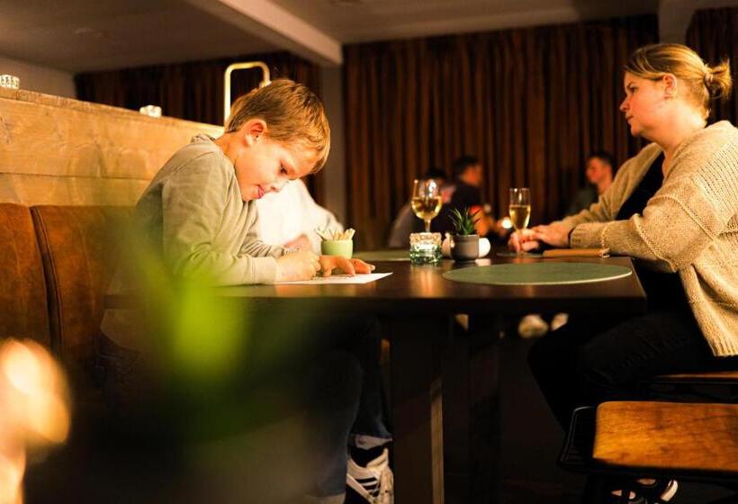 Travel Hotel Kruisem