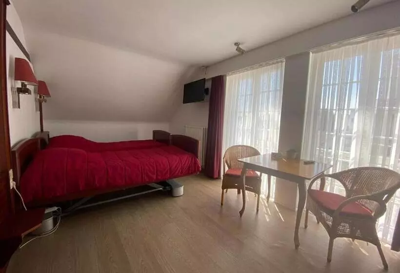 هتل Vakantiecentrum Zeelinde