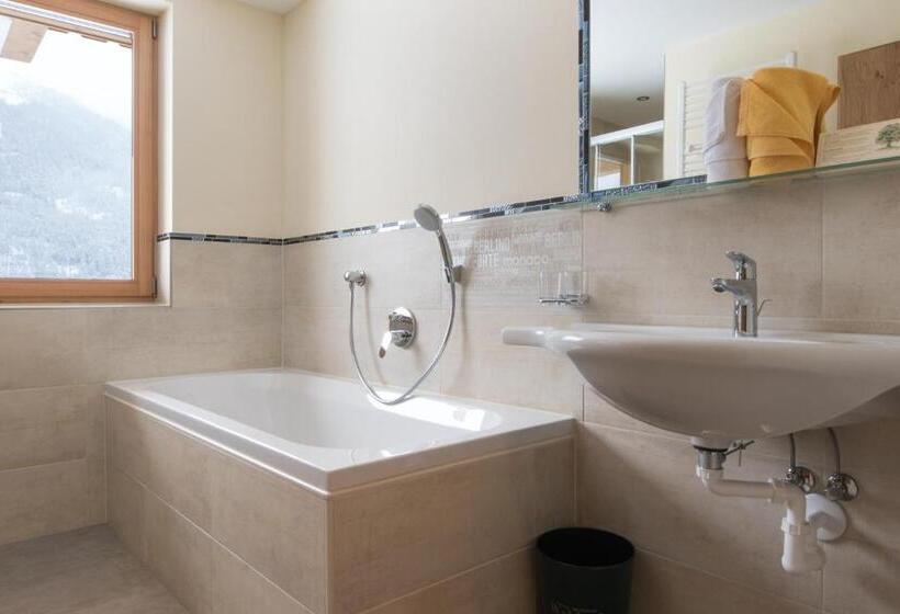 בית מלון כפרי Waldcafe