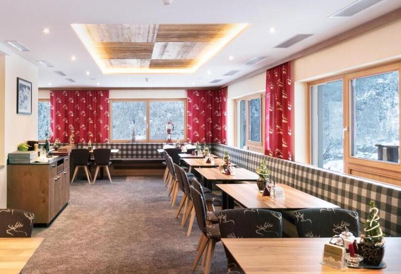 בית מלון כפרי Waldcafe