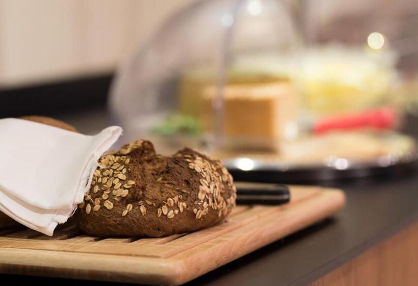 בית מלון כפרי Waldcafe