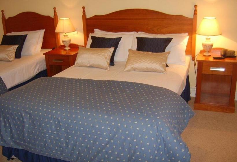 צימר Tudor House Guest House