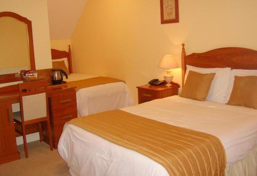 צימר Tudor House Guest House