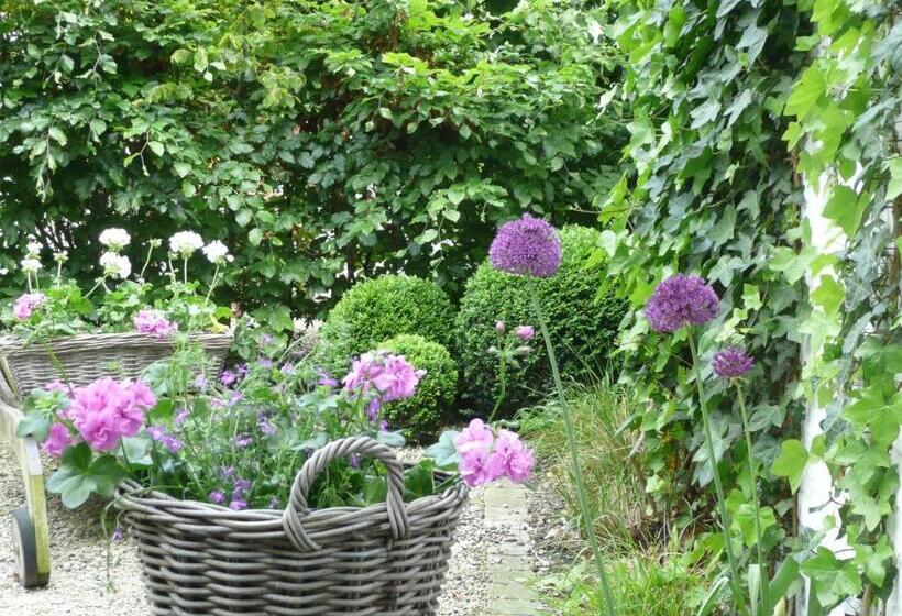 B&b The Street Lodge