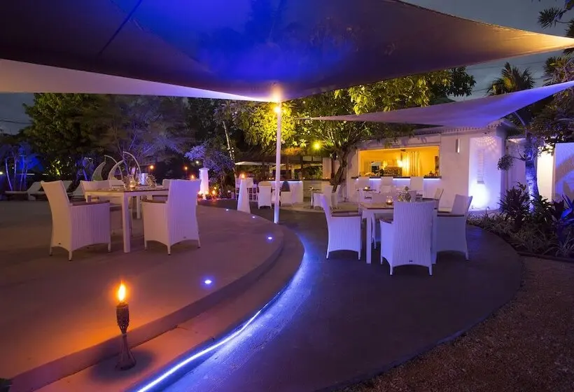 تختخواب و صبحانه Esprit Libre Restaurant And Guest House