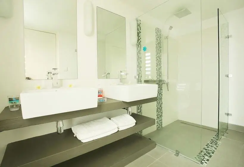 تختخواب و صبحانه Esprit Libre Restaurant And Guest House